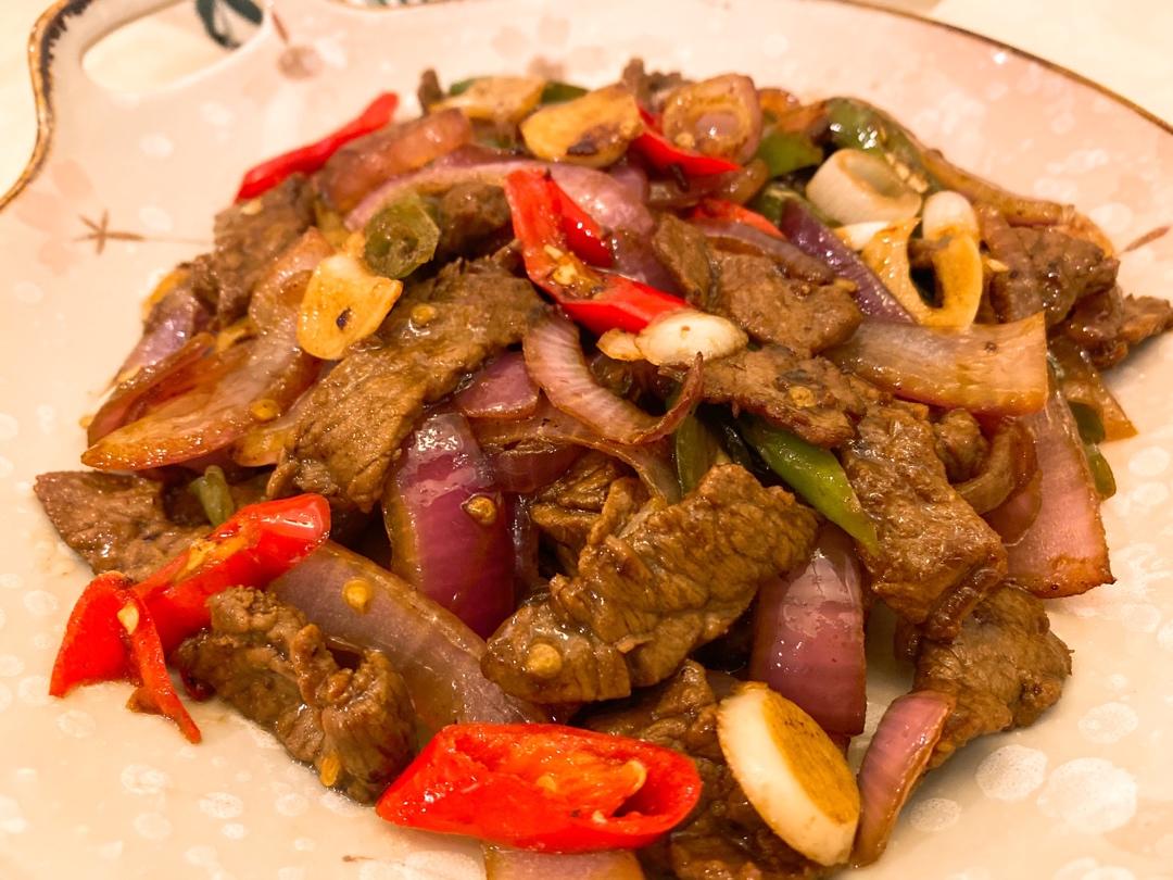 【小高姐】青椒牛肉 如何炒出嫩滑的牛肉
