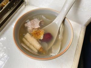 沙参玉竹猪骨汤的做法 步骤7