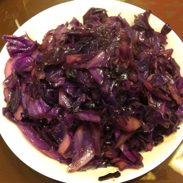 爆炒紫甘蓝