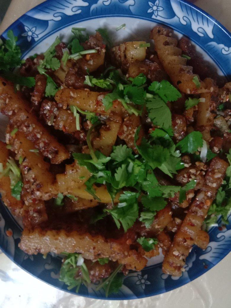 香辣过瘾的狼牙土豆条，秒光
