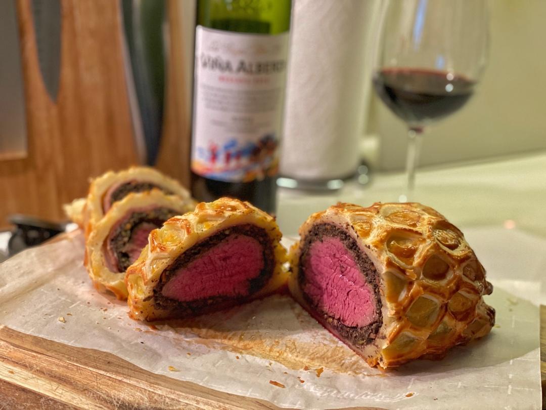 牛肉威灵顿 Beef Wellington.
