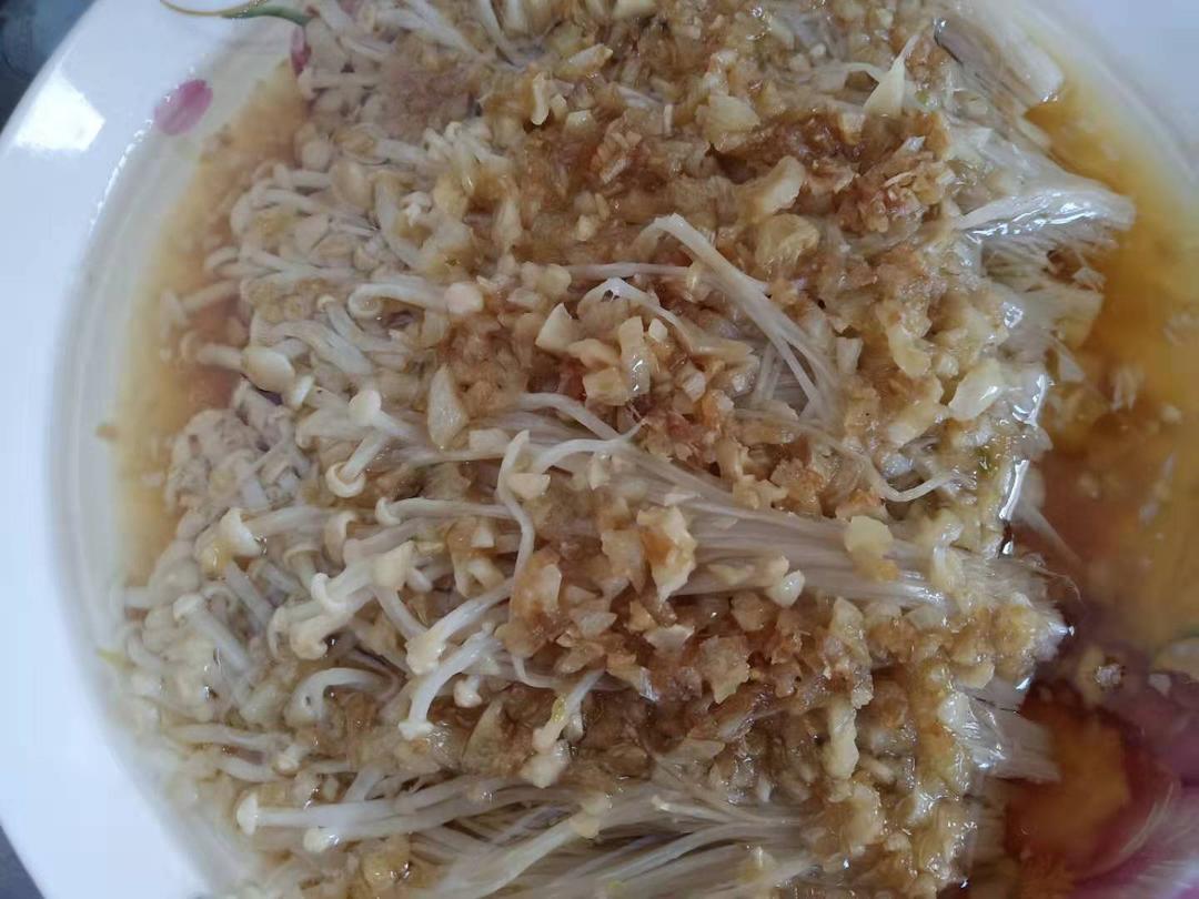 蒜蓉蒸金针菇