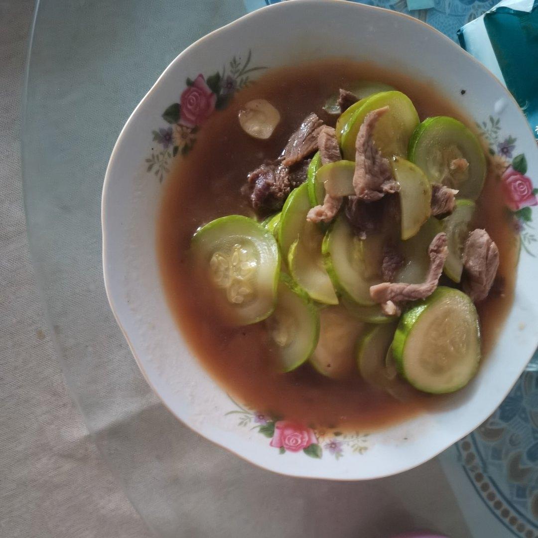 西葫芦炒肉，很适合减脂期的家常菜‼️