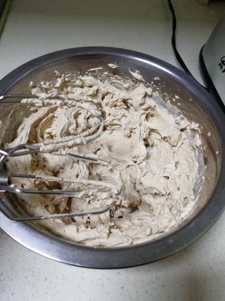 咸摩卡奶油卷/完美毛巾面技巧+回味无穷摩卡配方/烘焙视频蛋糕篇9「中卷」