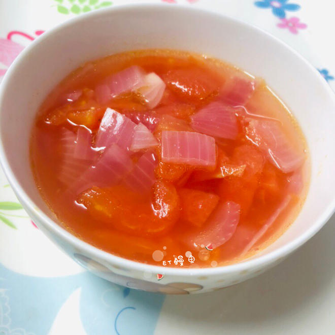 蕃茄洋葱汤的做法