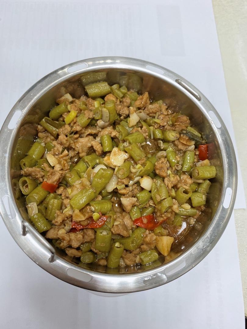 肉沫豆角下饭菜