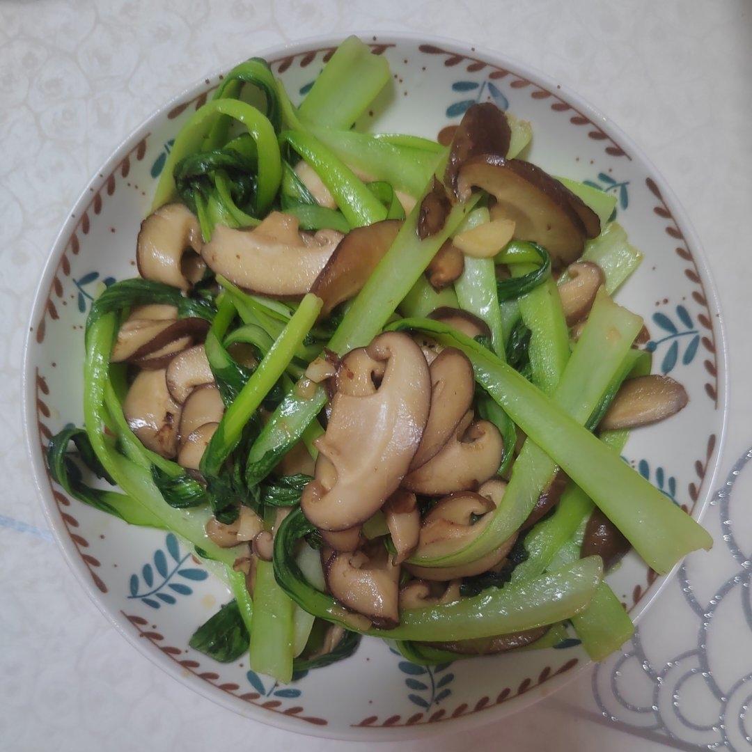 香菇炒小青菜