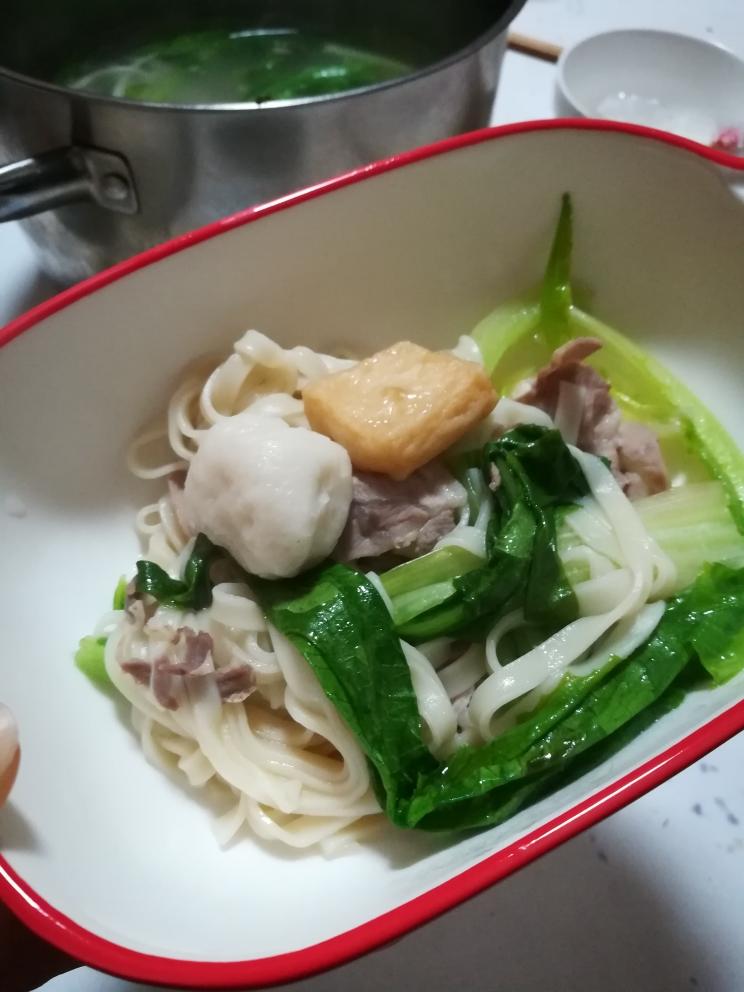 羊肉蔬菜面的做法
