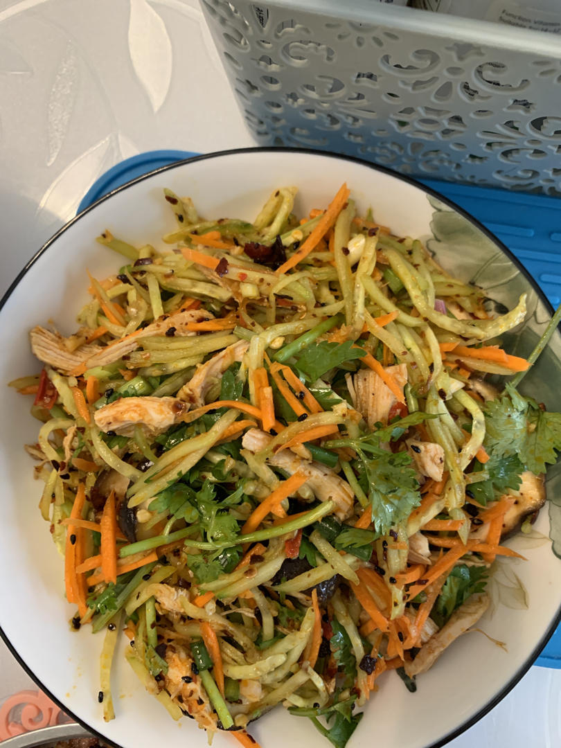 夏季清爽开胃🥒十分钟搞定🐤低脂凉拌鸡胸肉