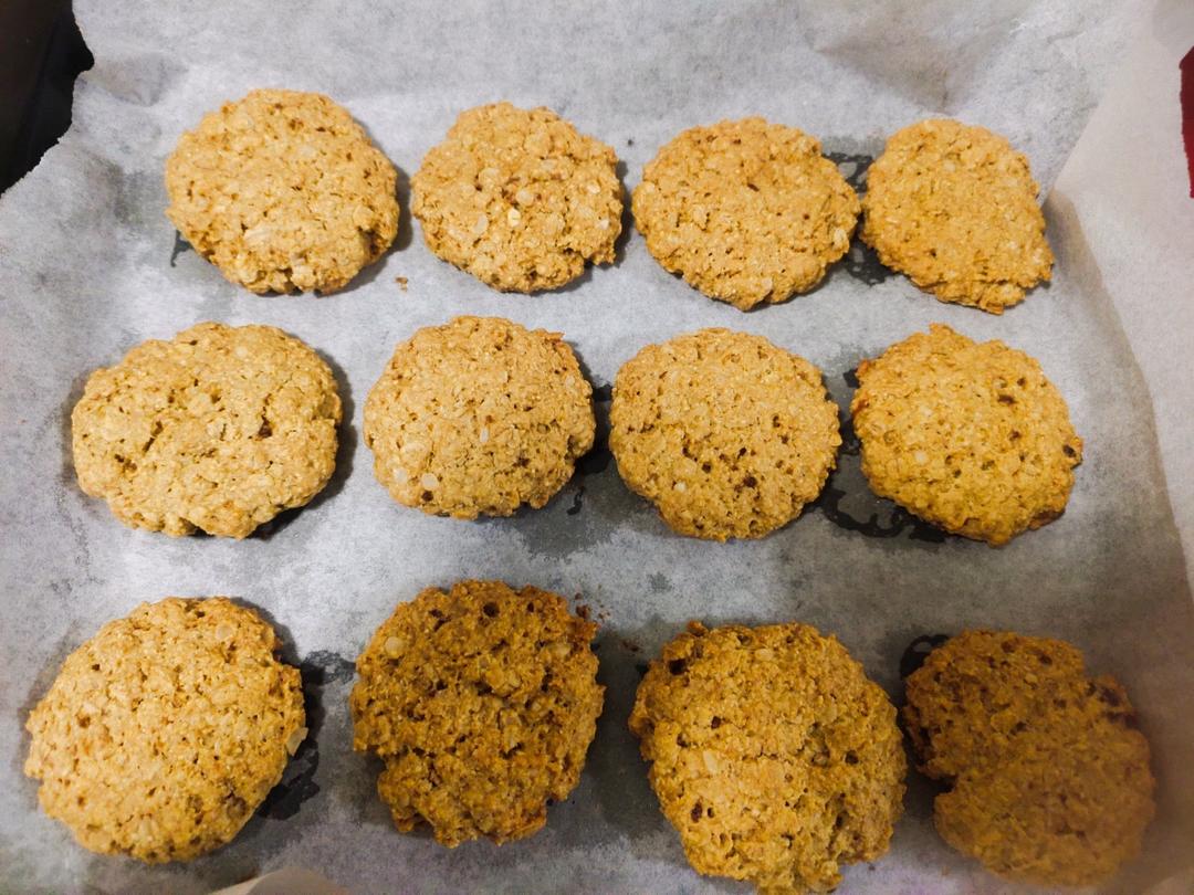 燕麦杏仁粉消化饼（消耗杏仁粉）无面粉