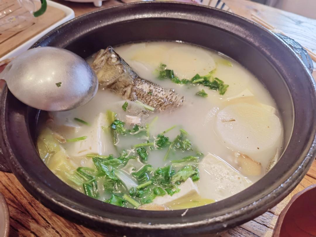 奶白鱼头汤（鲜）