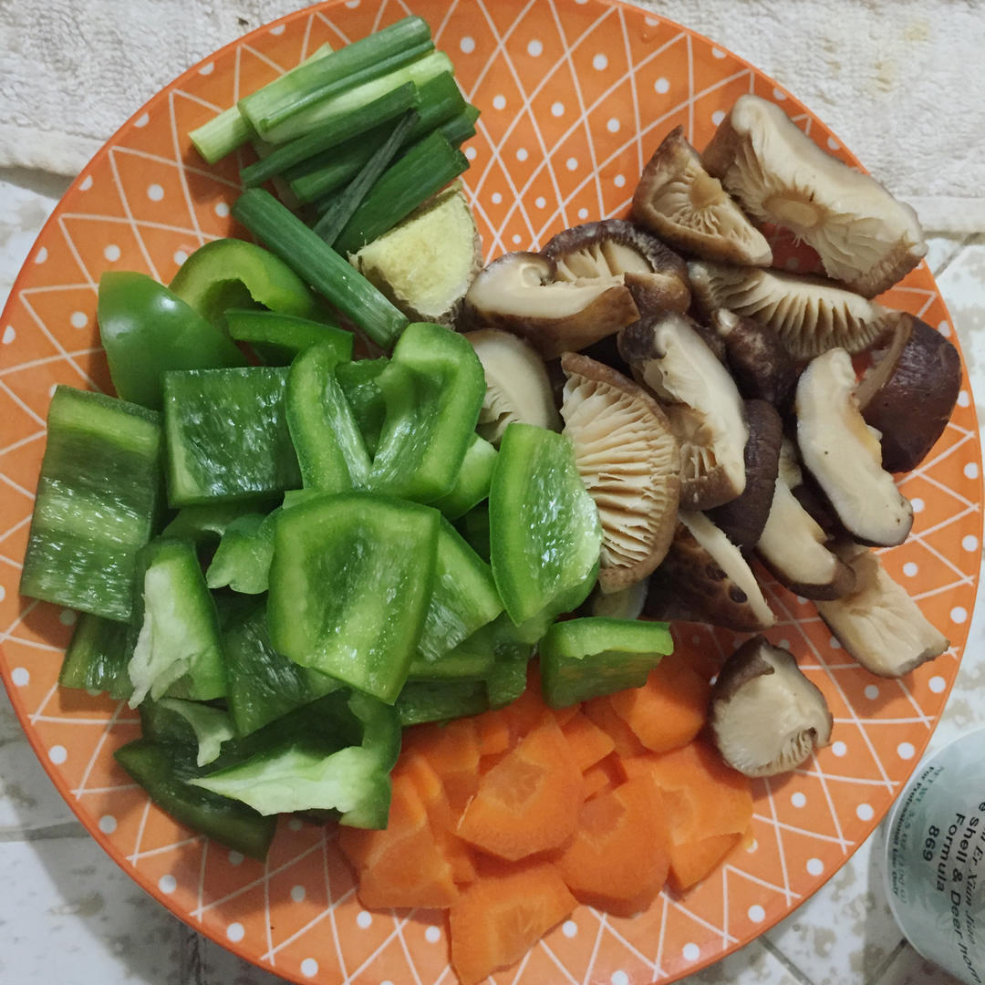 黄焖鸡米饭