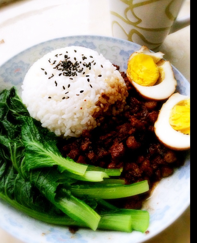 台式卤肉饭