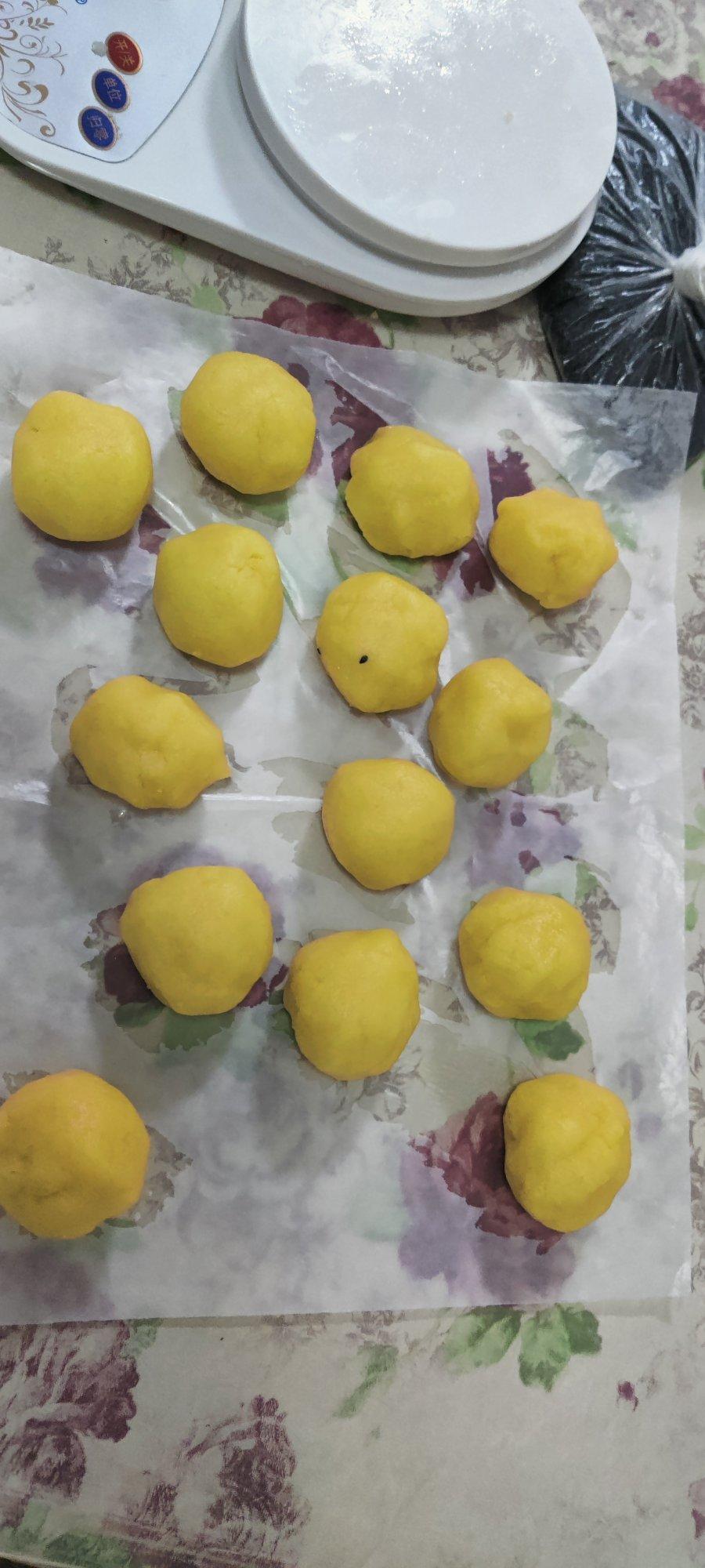 轻轻一按就碎掉的原味桃酥（不输猪油版）