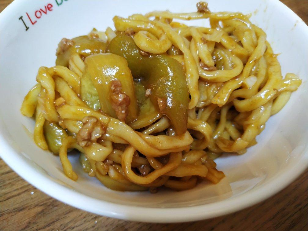 无敌好吃的【鱼香肉沫茄子焖面】，吃完舔盘🍜