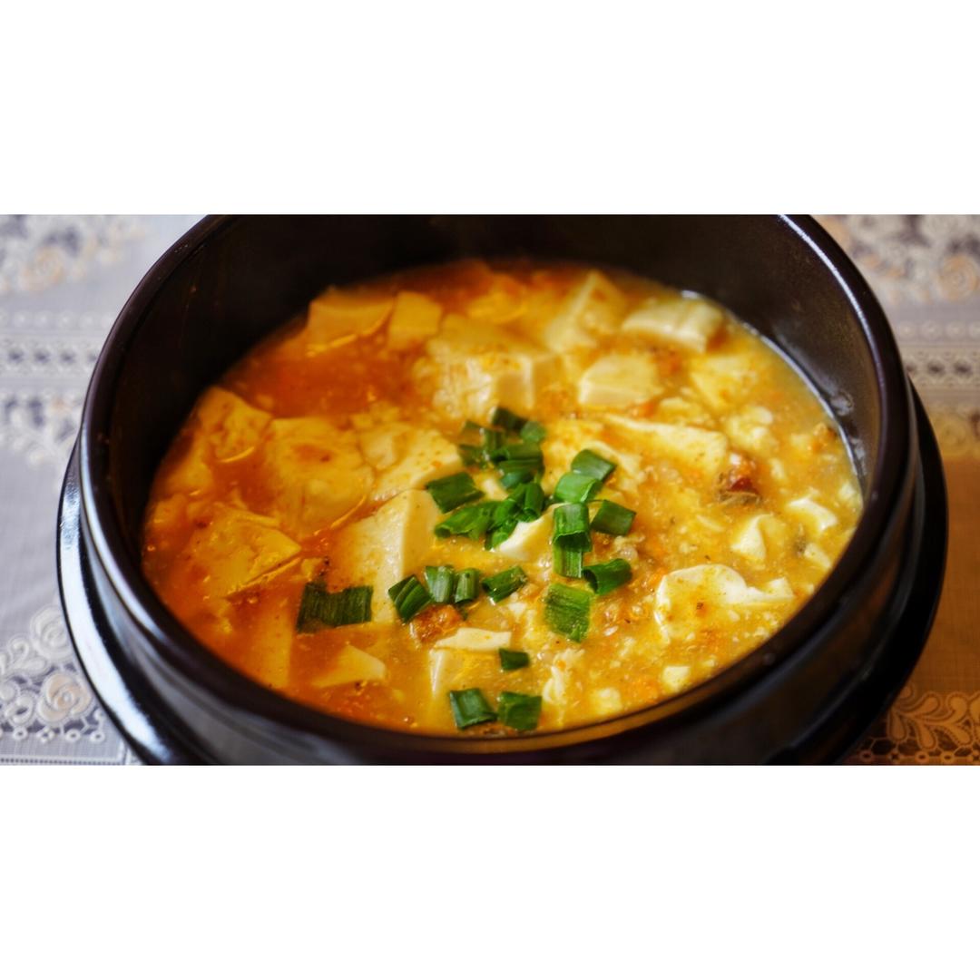 现拆蟹黄豆腐