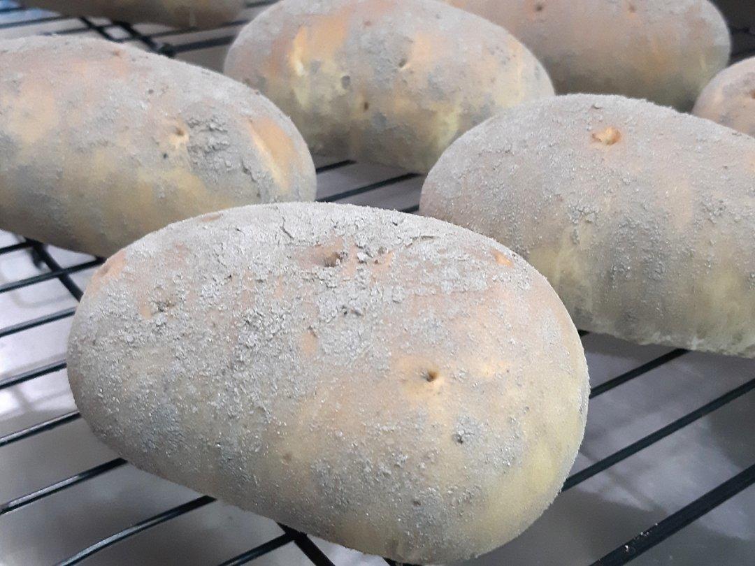 《Tinrry+》仿真土豆面包