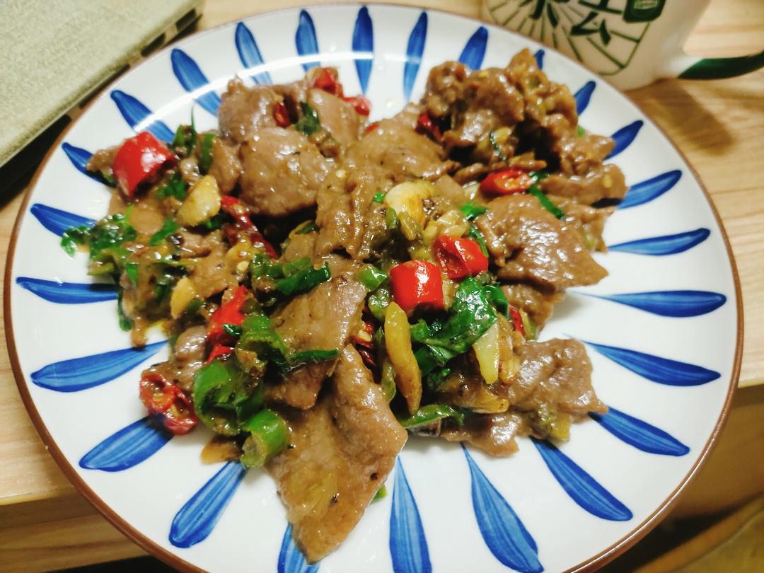 罗勒炒牛肉