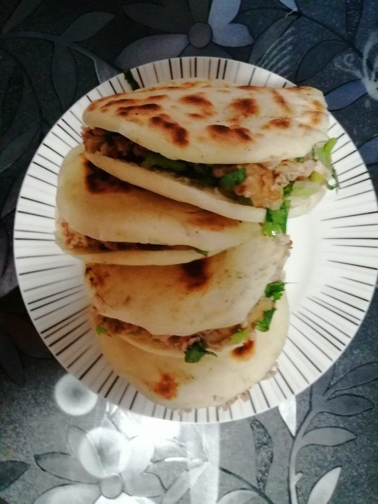 抹嘴-肉夹馍的肉和蛋，不放油版本