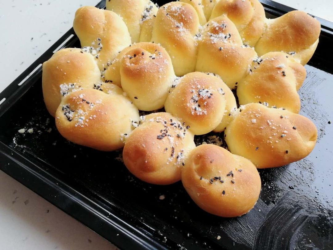 脆底蜂蜜小面包