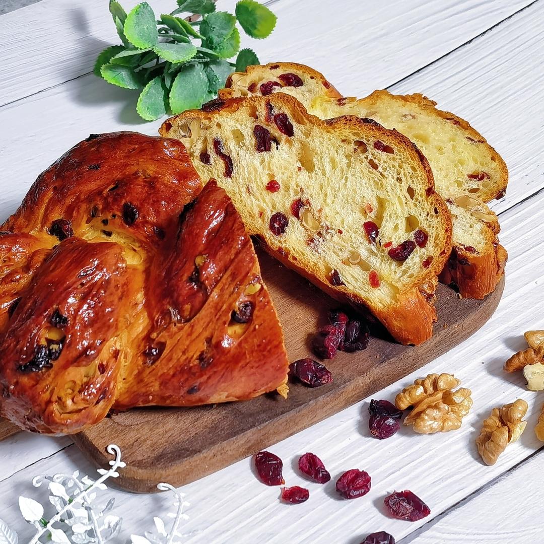 感恩节-蔓越莓核桃节日面包