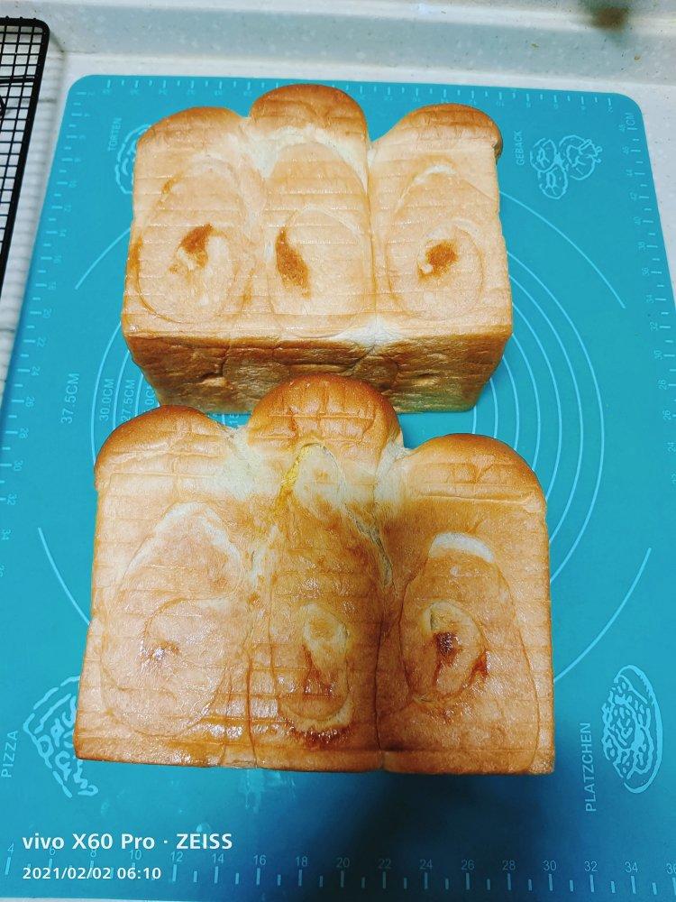顶级黄金椰蓉吐司