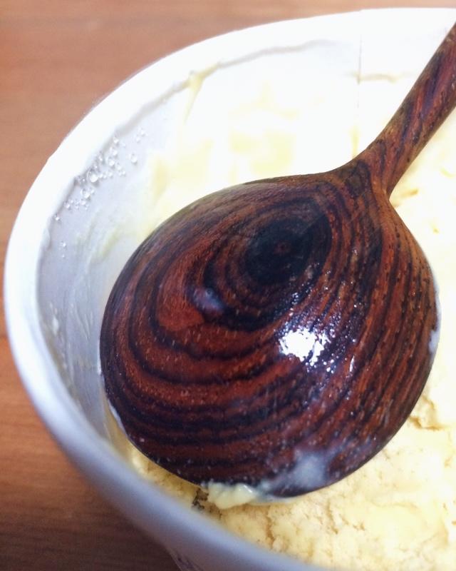 沙滩脚印的美食屋