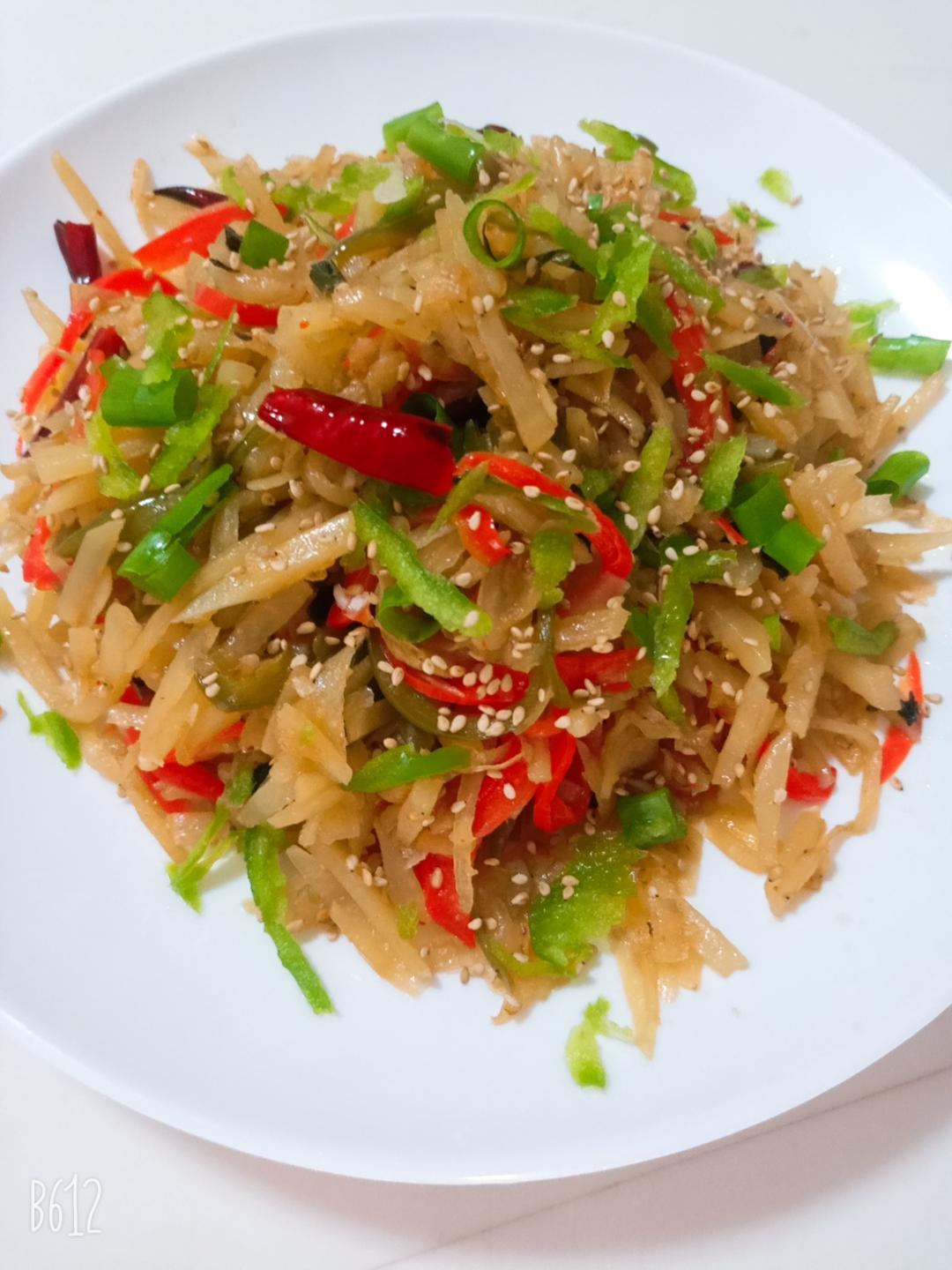 酸辣土豆丝的做法