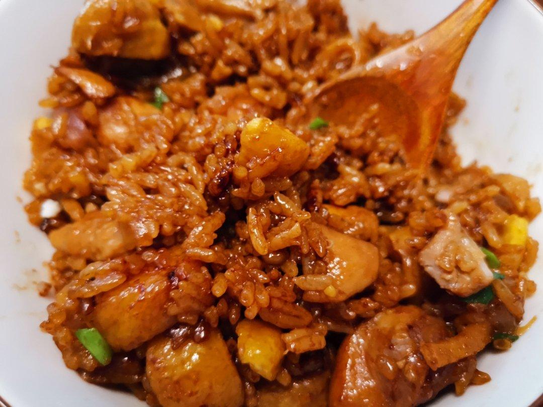 【电饭煲板栗鸡腿焖饭】