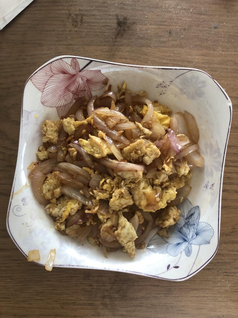 洋葱炒鸡蛋