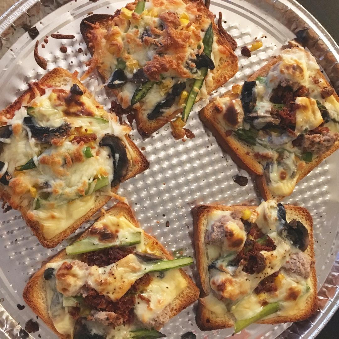 吐司培根小批萨