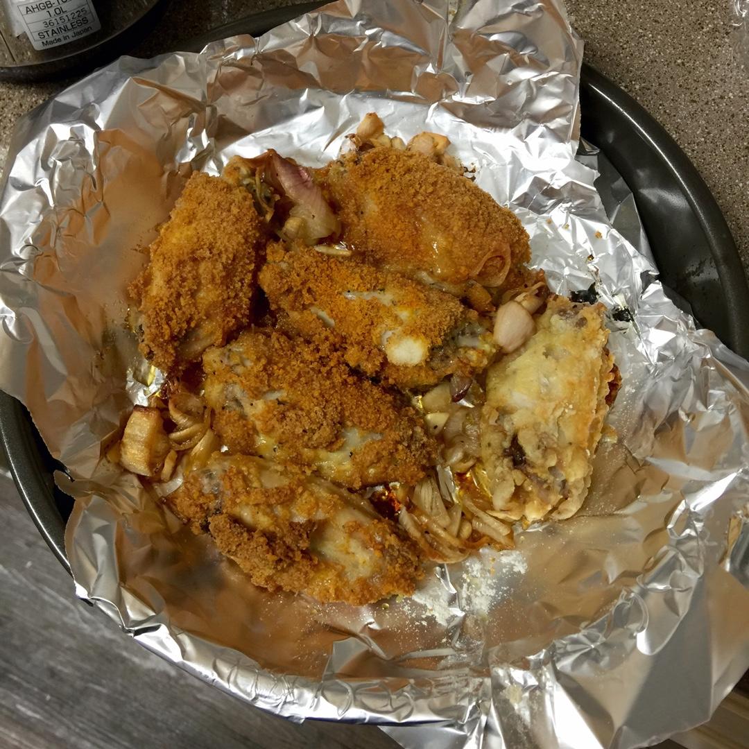 面包糠烤鸡翅
