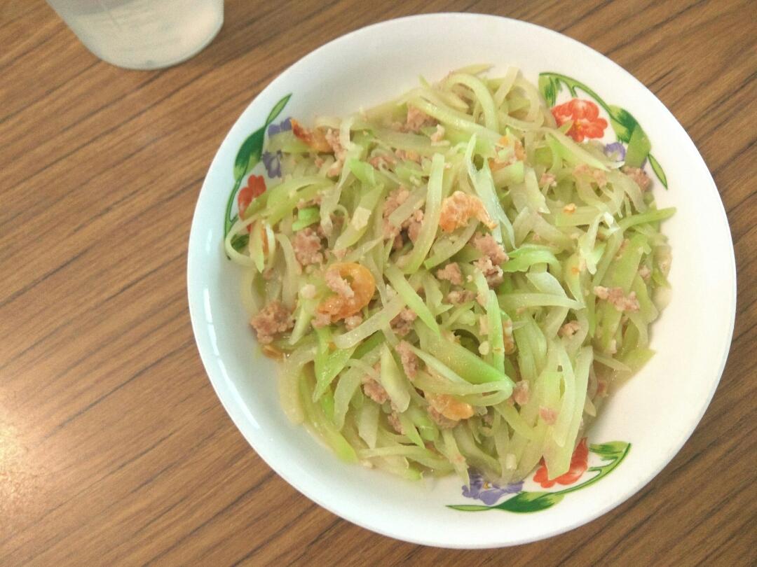 虾皮炒佛手瓜