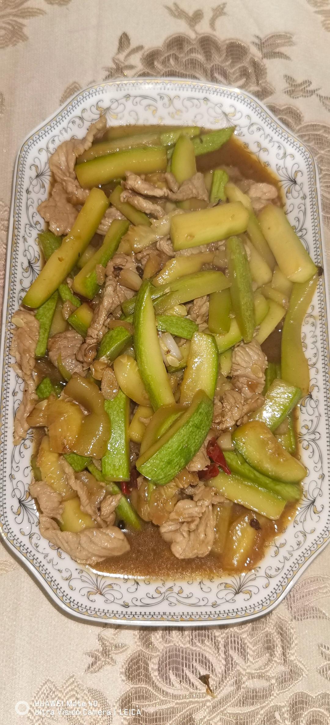 西葫芦炒肉