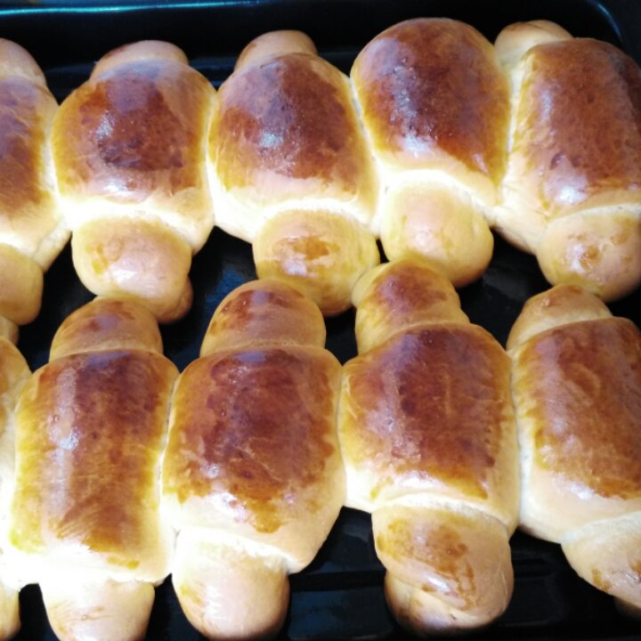 节日里的COMFORT FOOD --- 黄油面包卷