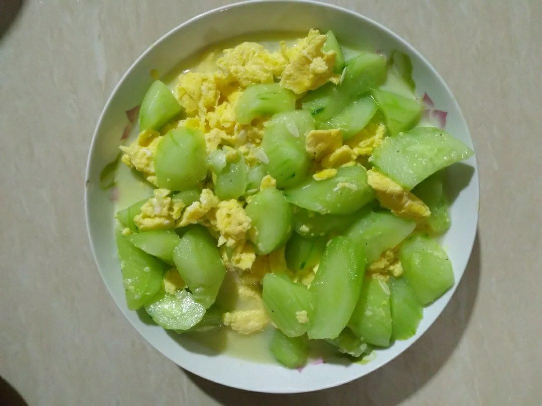 黄瓜炒鸡蛋