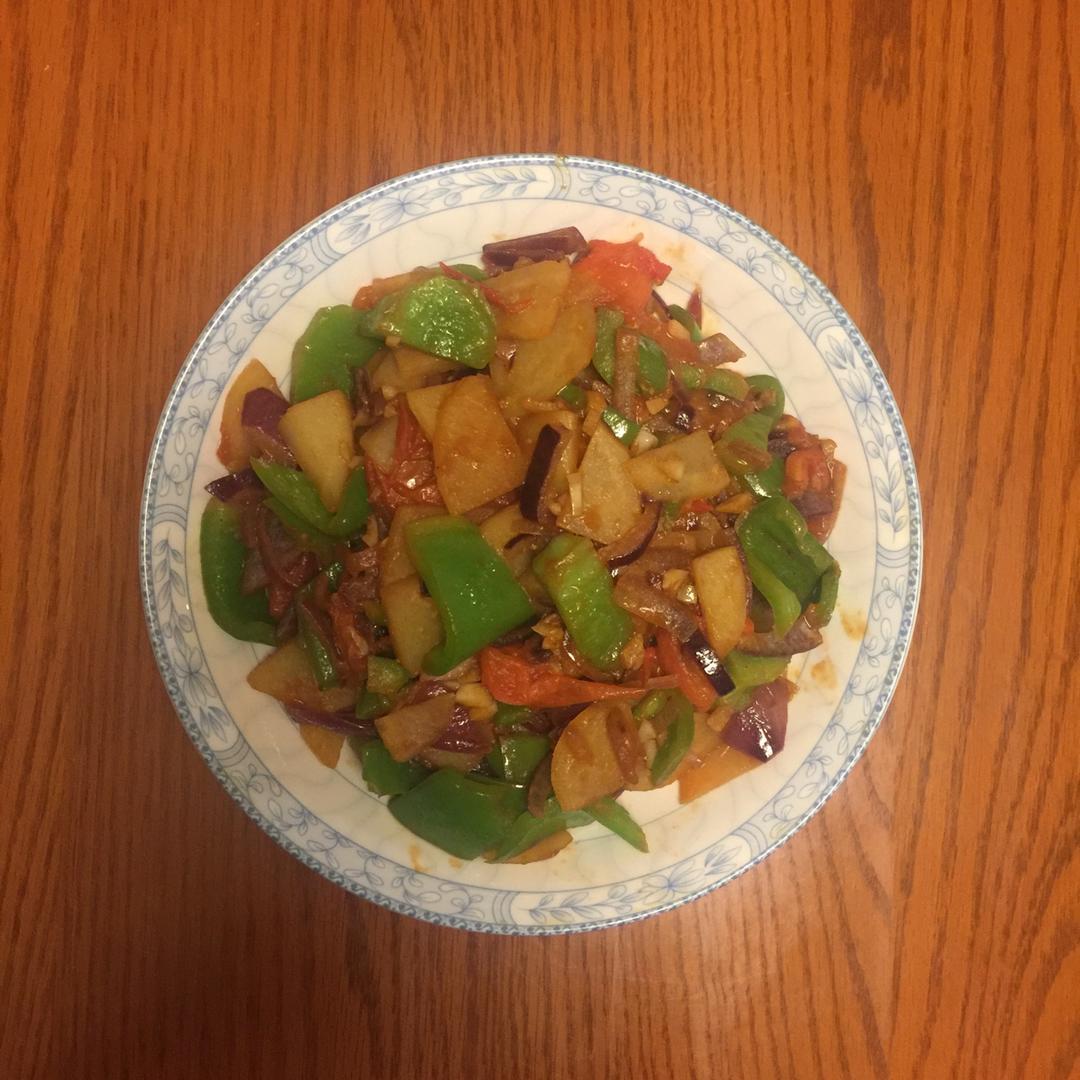 青椒番茄土豆片
