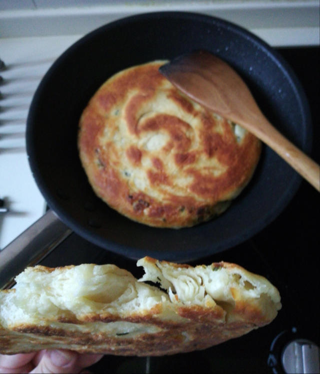发面葱油饼