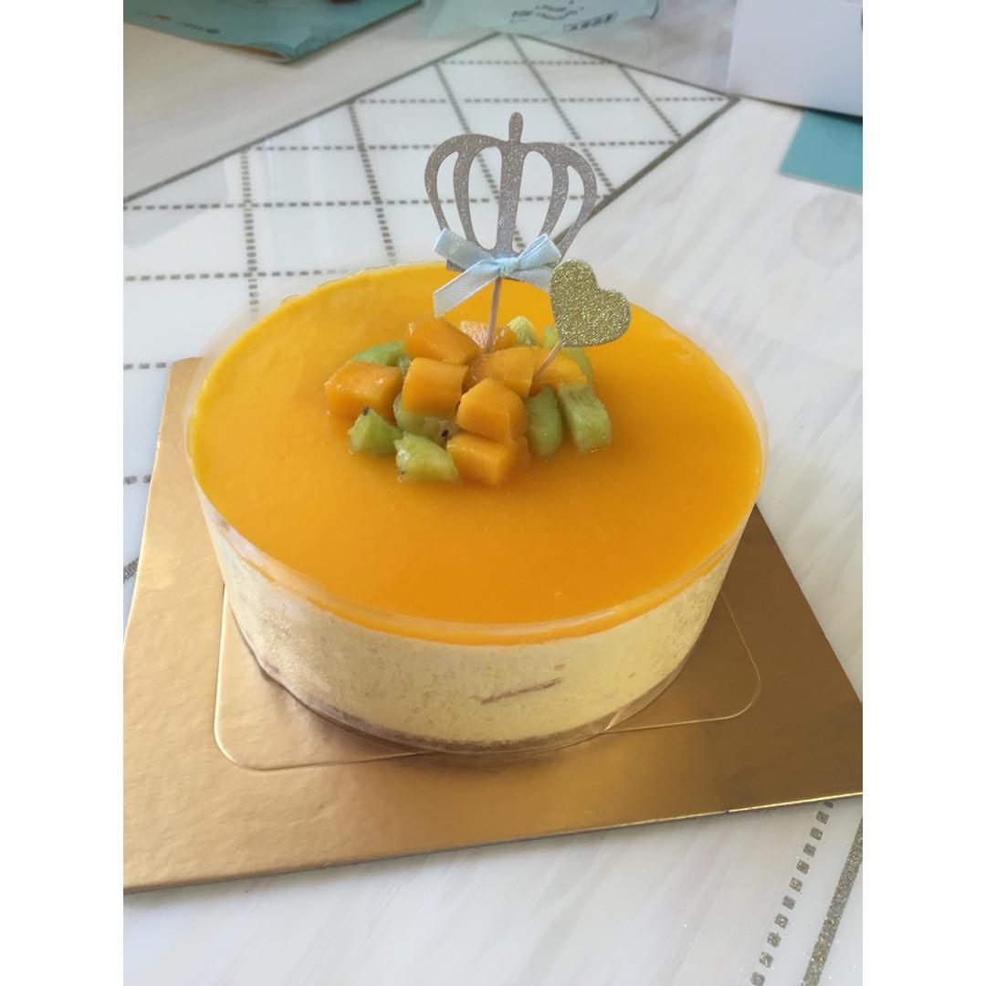 芒果慕斯蛋糕🍰（8寸）