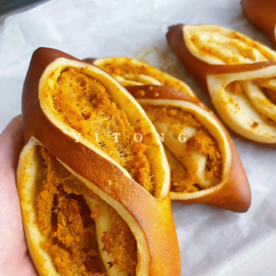 原味（抹茶）2款奶酥馅德式碱水面包｜一次搞定两种口味｜高颜值｜快手｜免手套膜｜免发酵