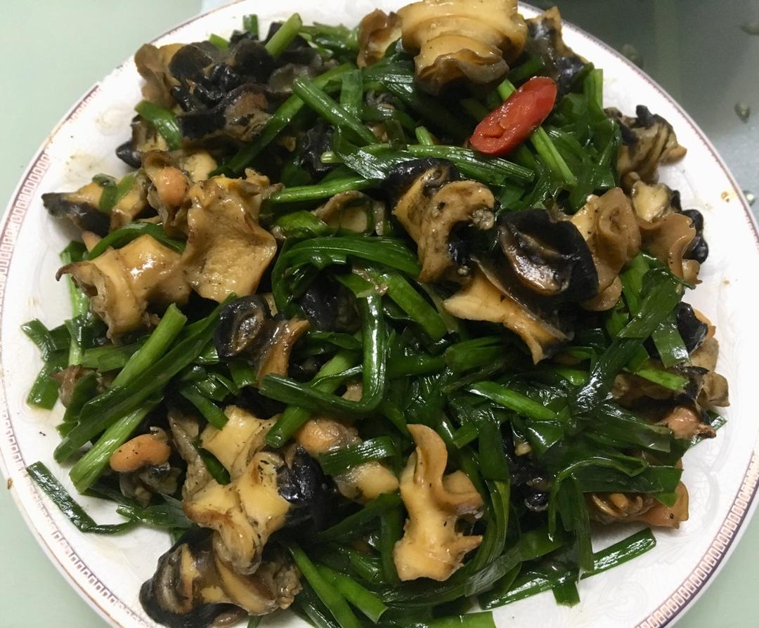 韭菜炒螺肉