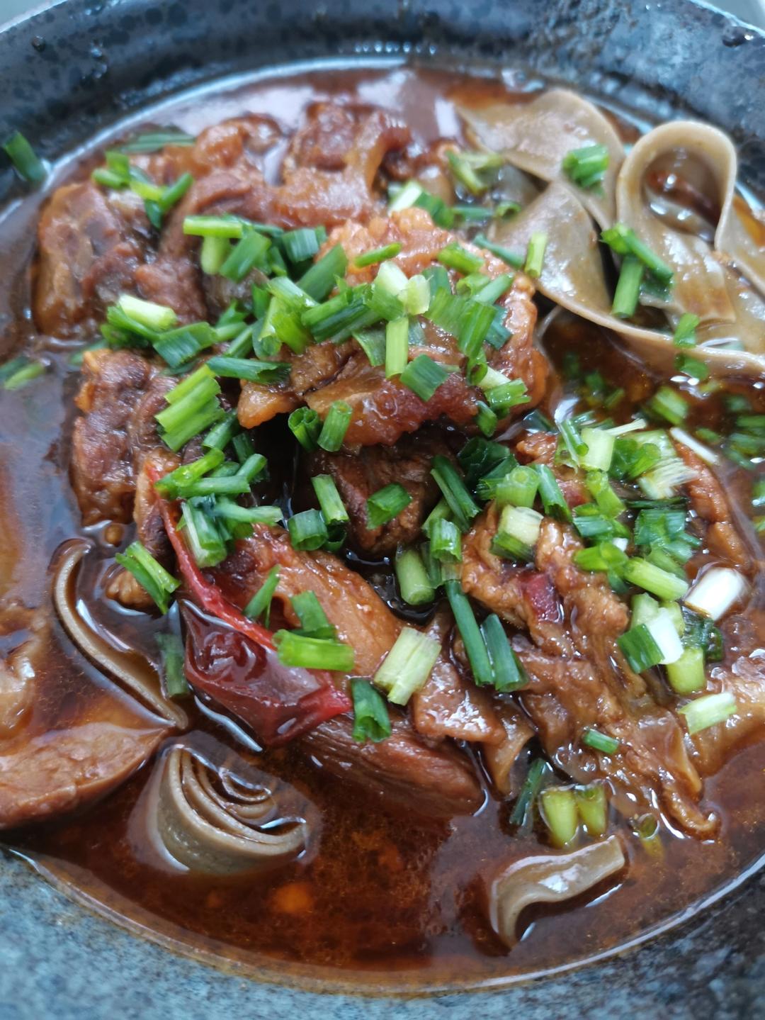 红烧窝骨筋