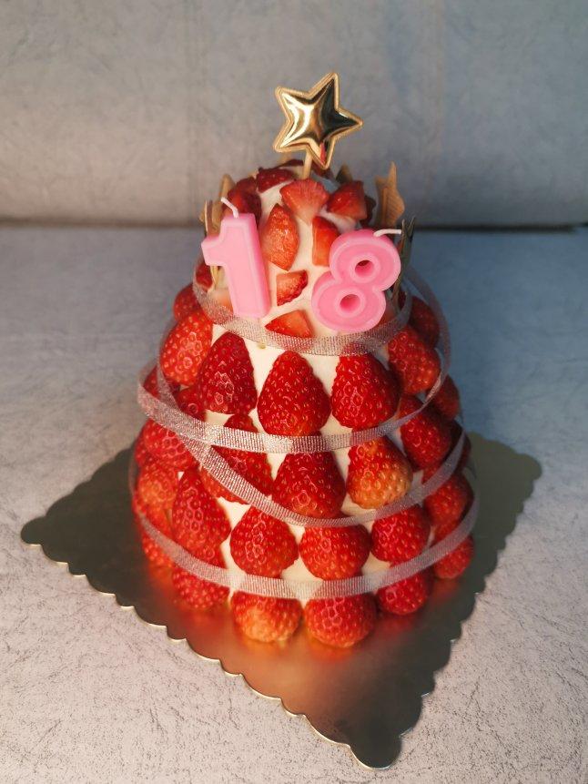 火热圣诞草莓塔