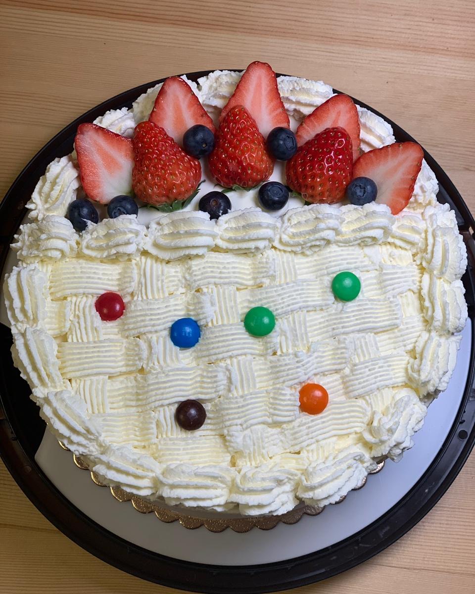 裱花奶油草莓蛋糕🍰（含详细抹面裱花教程）