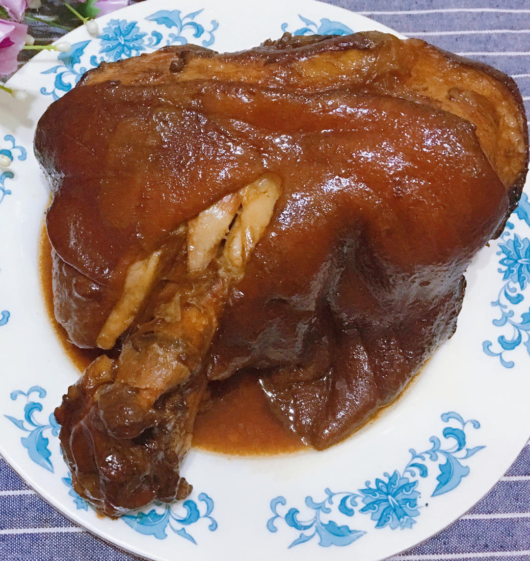 月妈家：冰糖肘子的做法