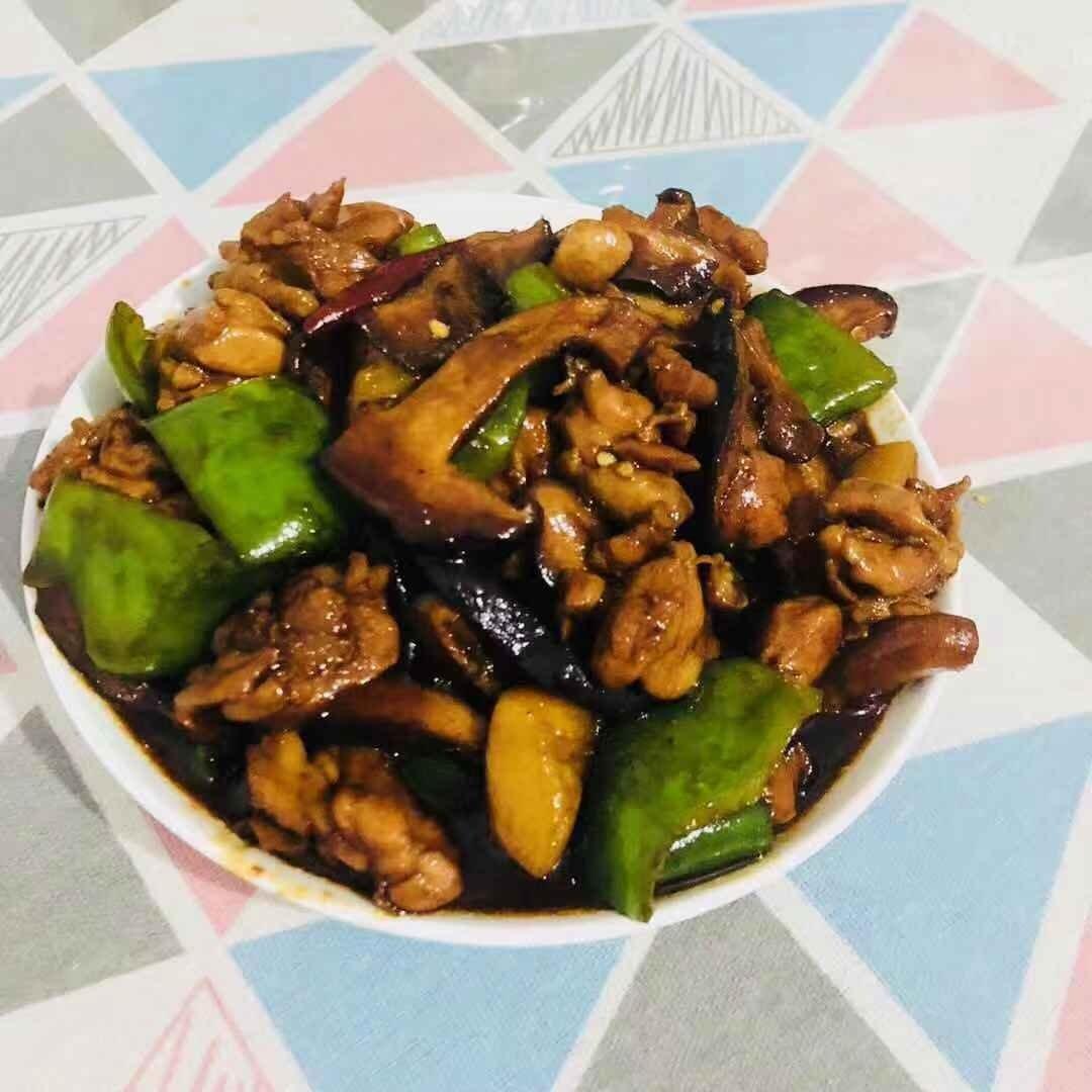 简单版土豆黄焖鸡米饭