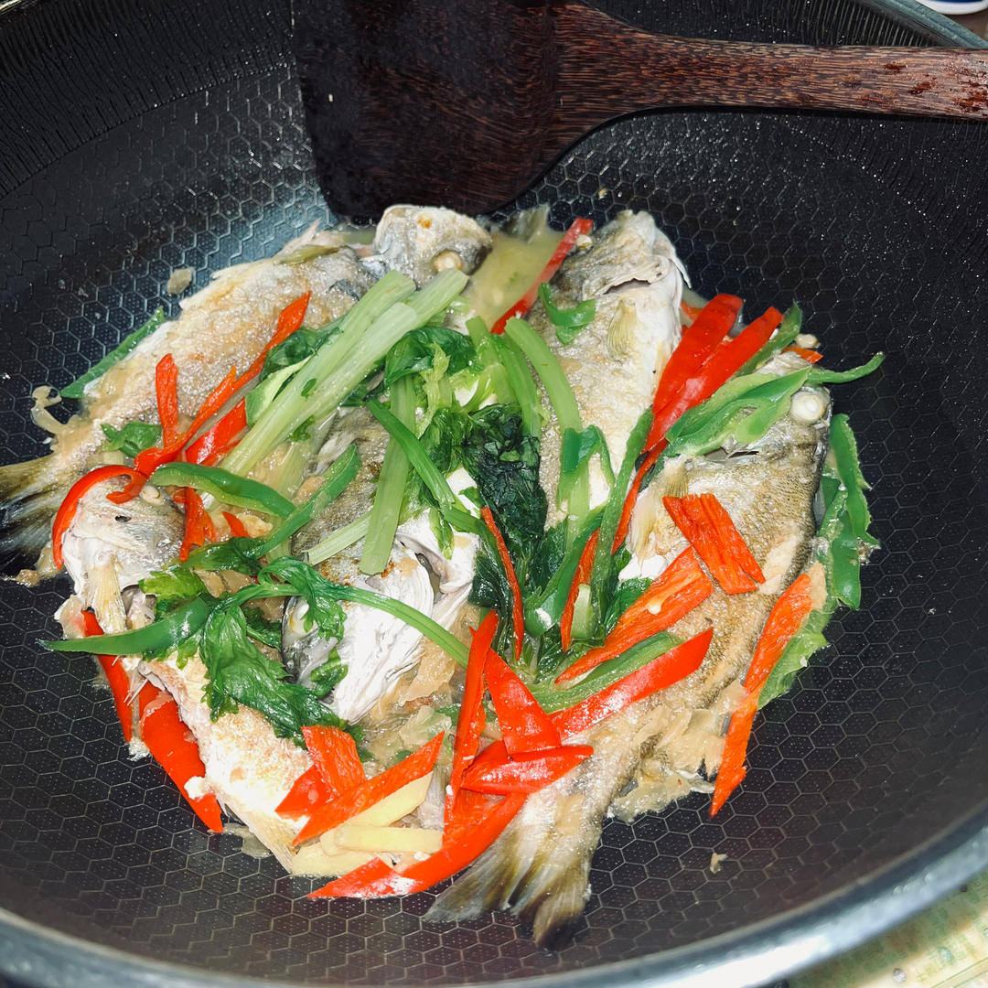 潮汕风味之冬菜鲳鱼