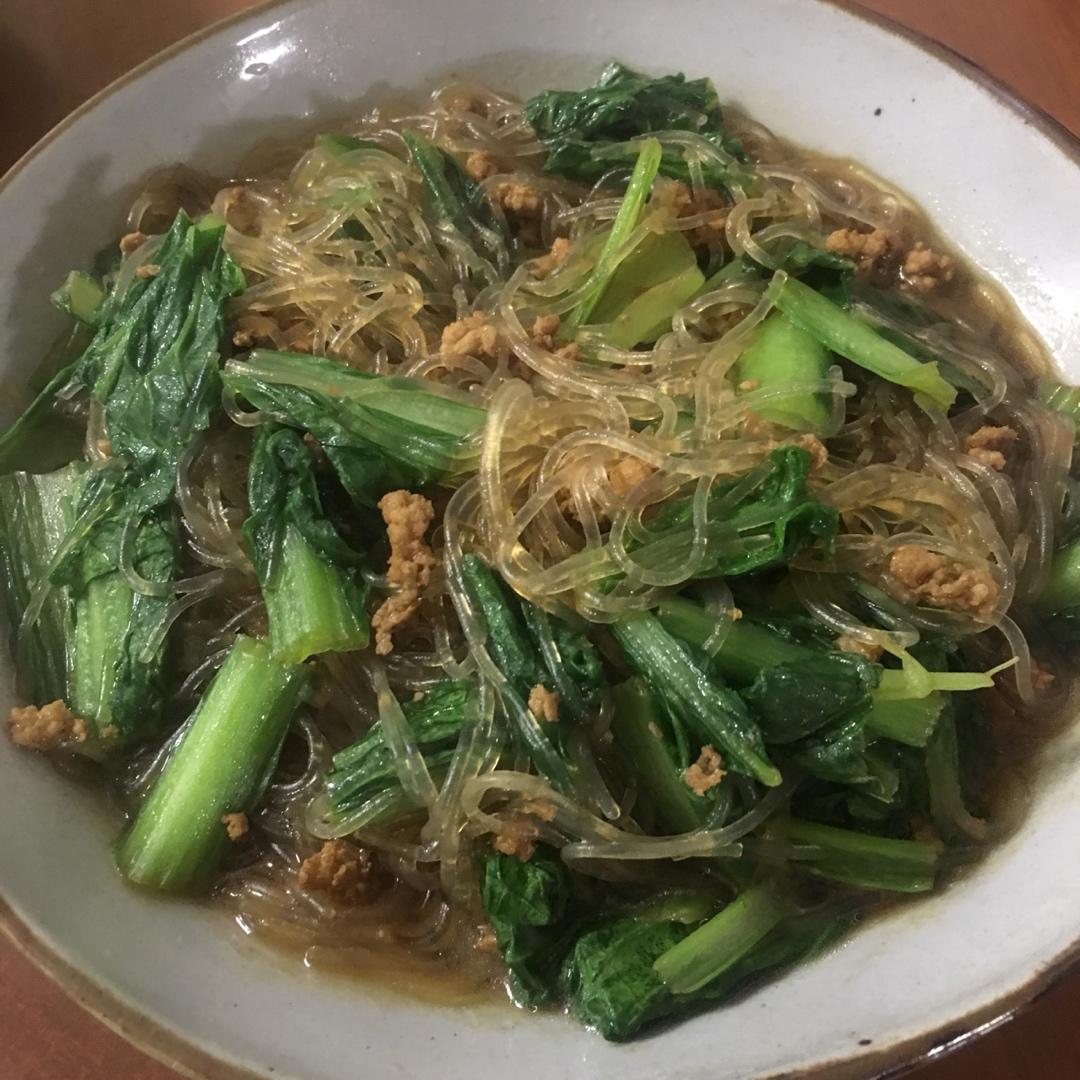 刚喝完牛奶做的肉末粉丝小白菜