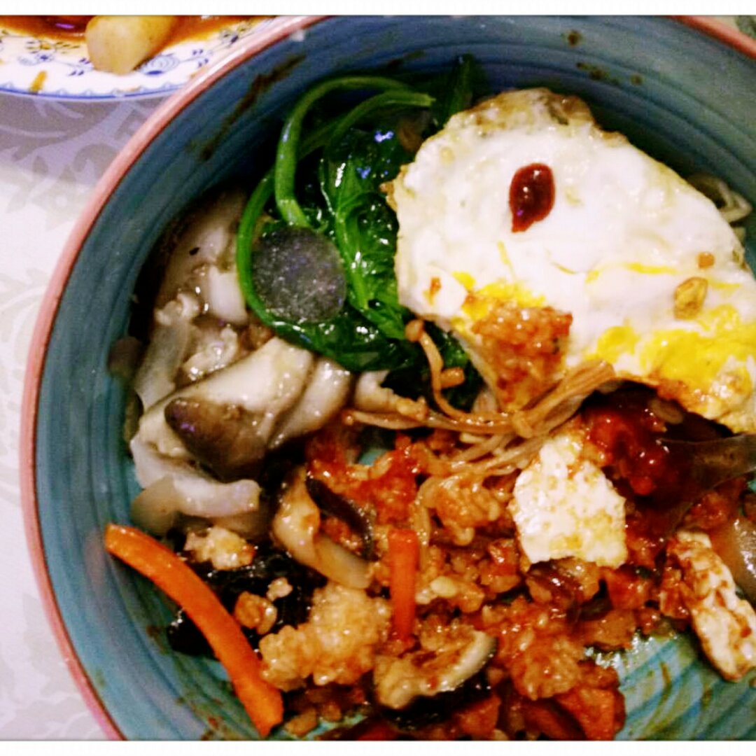 韩国石锅拌饭