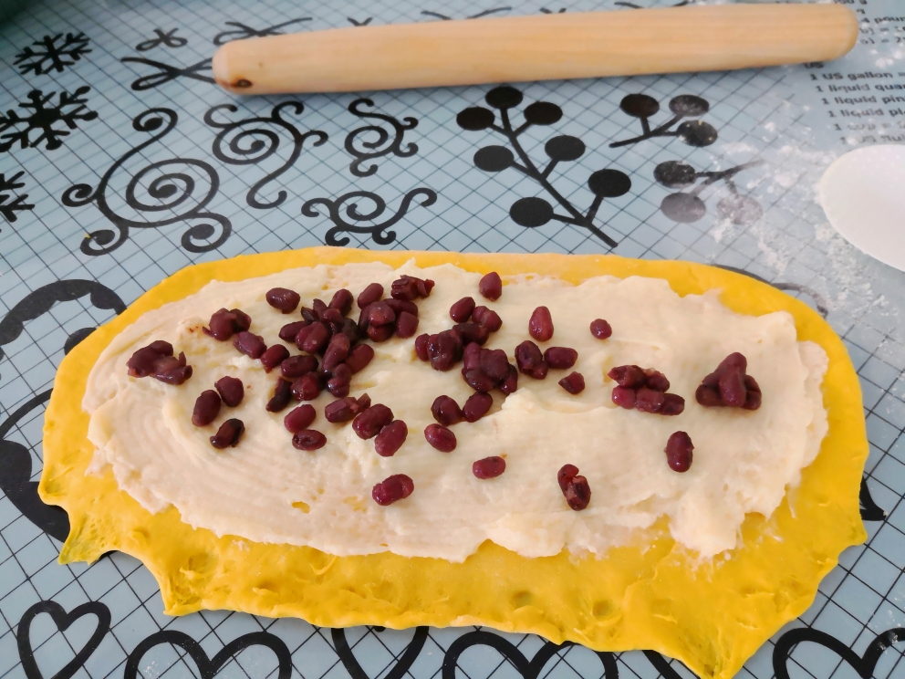 南瓜卡仕达奶酪软欧包—小美版的做法 步骤6